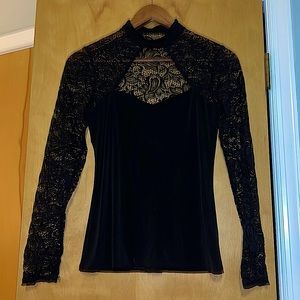 Express lace sleeve top